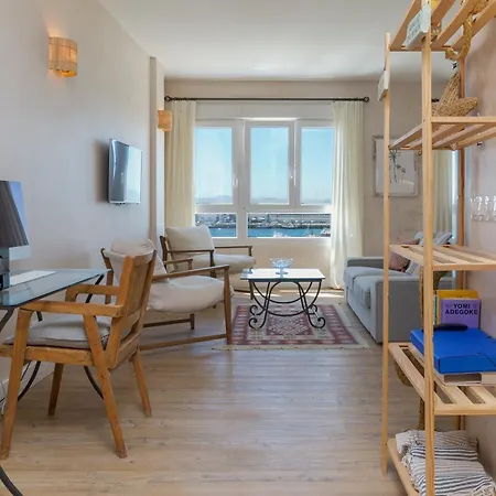 Harbor Luxury - Sea View, , Old Town, 2br , By Rent 아파트