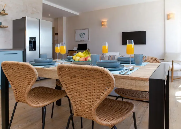 Harbor Luxury - Sea View, , Old Town, 2br , By Rent *