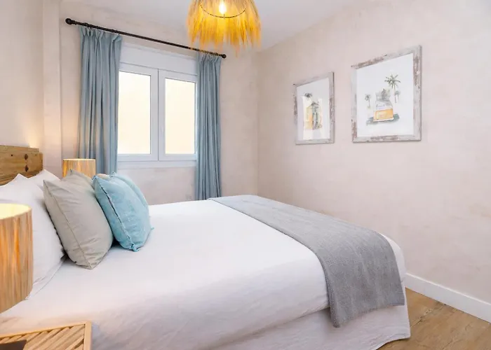 Appartement Harbor Luxury - Sea View, , Old Town, 2br , By Rent *