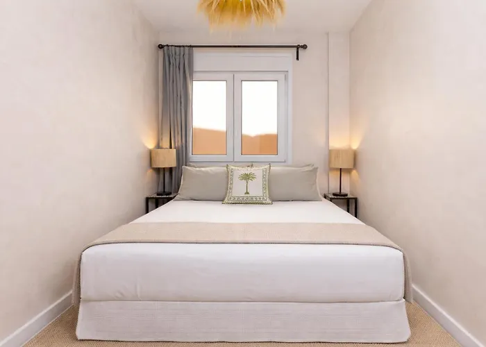 Harbor Luxury - Sea View, , Old Town, 2br , By Rent Appartement *